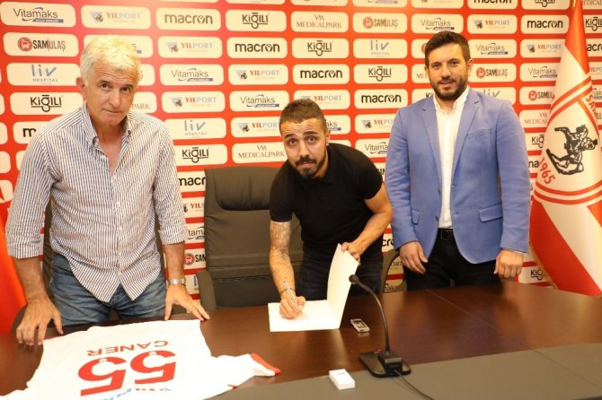 Samsunspor, Caner Arıcı ile sözleşme imzaladı