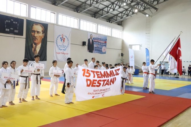 Karaman’da Türk Devletleri Dil Kupası Judo Şampiyonası başladı