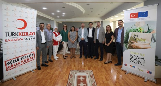 Adapazarı Belediyesi ile Kızılay arasında işbirliği