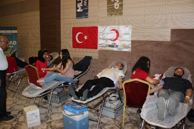 MÜSİAD, kan bağışı kampanyası düzenledi
