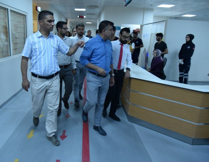 Müdür Sünnetçioğlu’ndan Erciş Devlet Hastanesine ziyaret