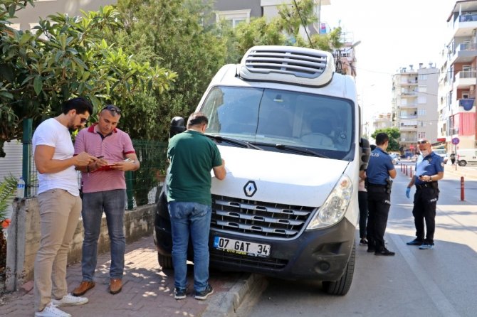Azeri uyruklu şahıs evinde ölü bulundu