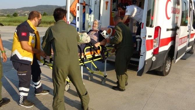 Gökçeada’daki hasta askeri helikopterle taşındı