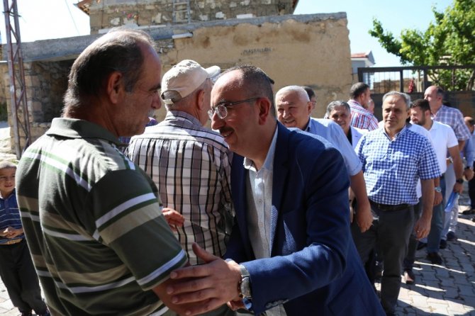 Başkan Kavuş, mahalle ziyaretlerini sürdürüyor