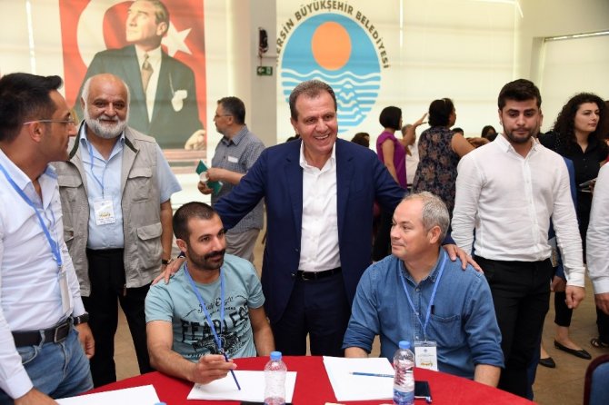 Mersin Büyükşehir Belediyesi sosyal hedeflerini belirliyor
