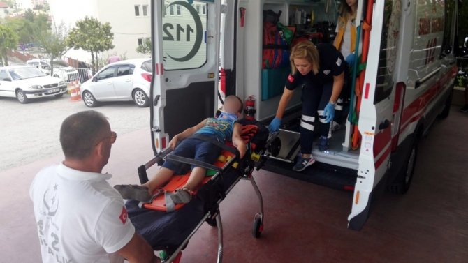 Otomobilin çarptığı bisikletli çocuk yaralandı