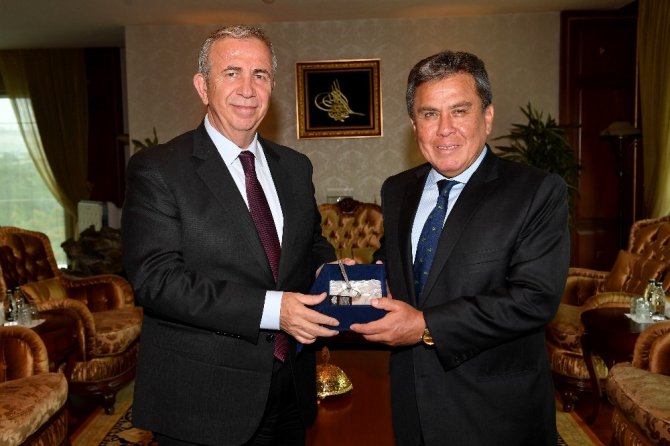 Arjantin ve Peru büyükelçilerinden Başkan Yavaş’a ziyaret