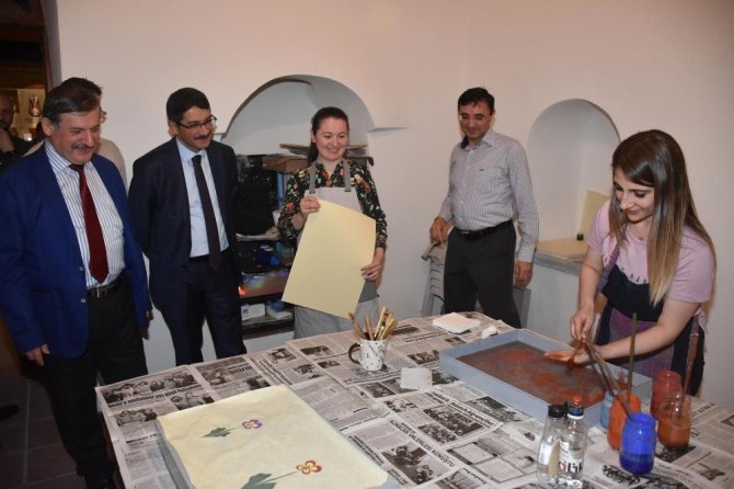 Şehzadeler Belediyesi geleneksel el sanatlarını öğretecek