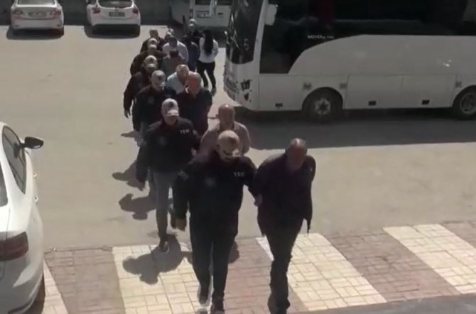 Van Büyükşehir Belediyesi çalışanlarından 9 gözaltı