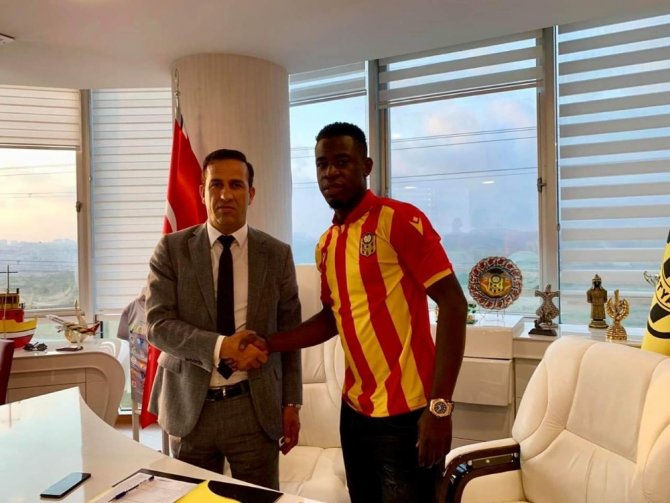 Yeni Malatyaspor, Afriyie Acquah ile 2+1 yıllık sözleşme imzaladı
