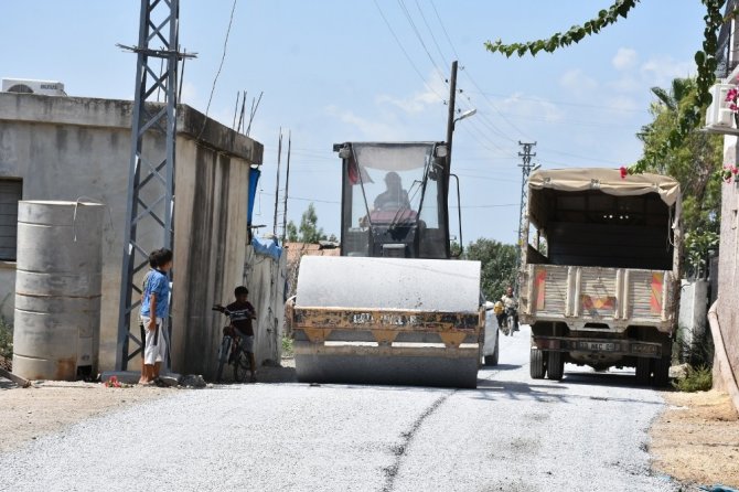 Tarsus’ta asfalt çalışmaları devam ediyor