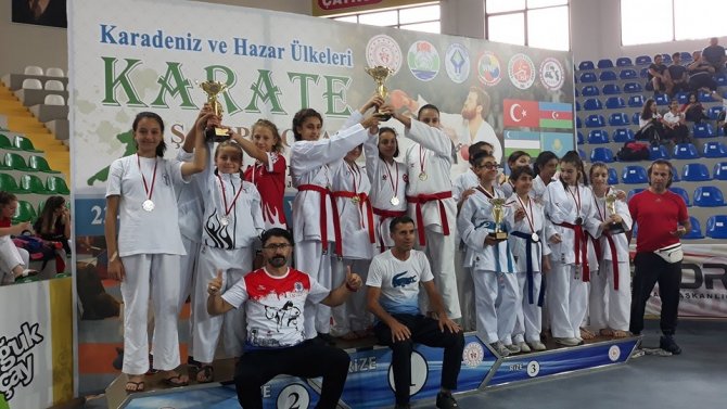 Uluslararası Karadeniz Hazar Ülkeleri Karate Şampiyonası tamamlandı