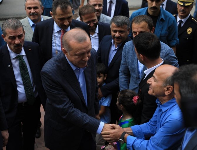 Cumhurbaşkanı Erdoğan Rize’den ayrıldı