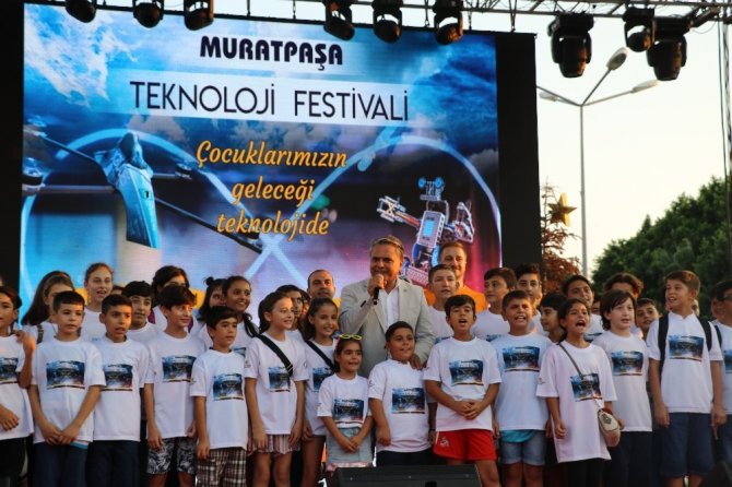 Antalya’nın çocukları Teknoloji Festivalinde buluştu