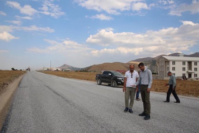 Bitlis Belediyesinden yol çalışmaları