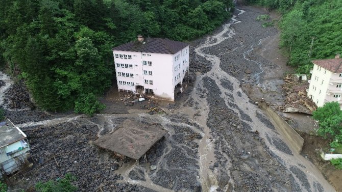 Çamlıktepe’de sel sonrası yıkılan okulun yapılacağı yeni yer belirlendi