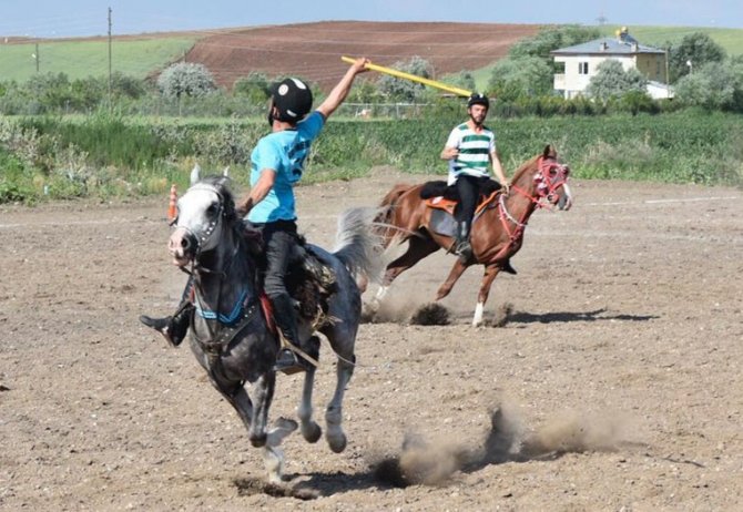 Atlı Cirit yükselme grubu maçları Sivas’ta