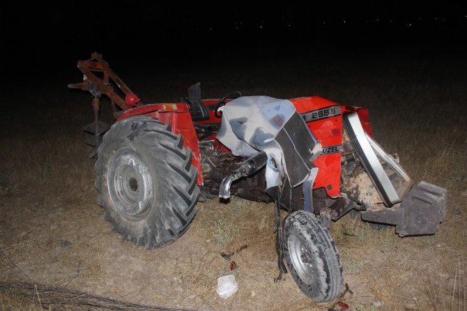 Kazada ağır yaralanan traktör sürücüsü hayatını kaybetti