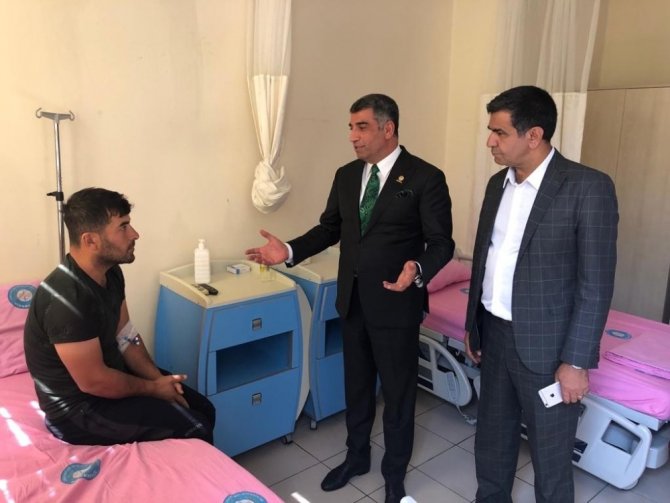 Milletvekili Erol, terör saldırısında yaralananları hastanede ziyaret etti