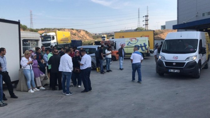 Tuzla’da Anadolu Yakası posta dağıtım merkezinde şüpheli toz paniği
