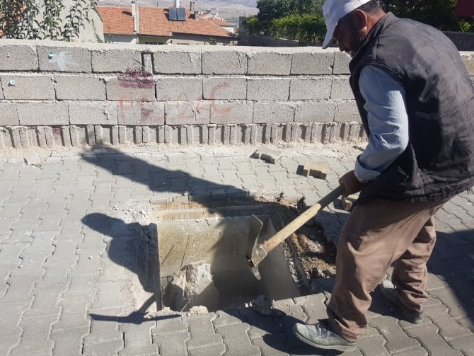 Gülşehir’de yollar tekrar onarılıyor