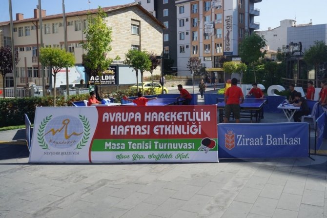 Nevşehir’de açık alan masa tenisi turnuvası başladı