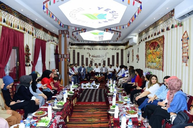 Başkan Çınar, Gençlik ve Eğitim Derneği üyeleriyle bir araya geldi