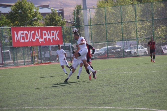 TFF 3. Lig: Elazığ Belediyespor FK: 1 - Fethiyespor: 1