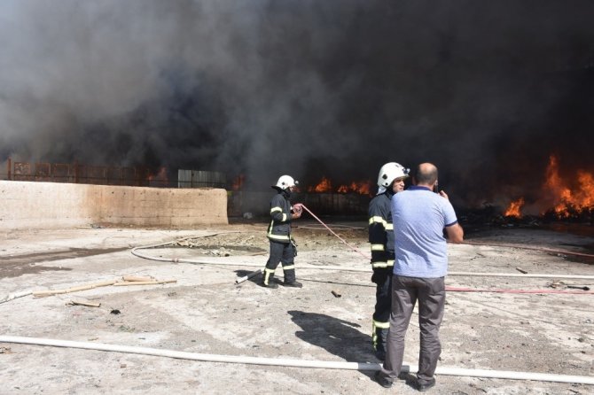 Kırıkkale OSB’de fabrika yangını kontrol altına alındı