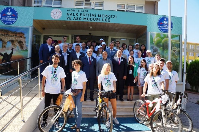 ‘Geri Dönüşüm İçin Bisikleti Pedalla’ projesinin tanıtım toplantısı yapıldı