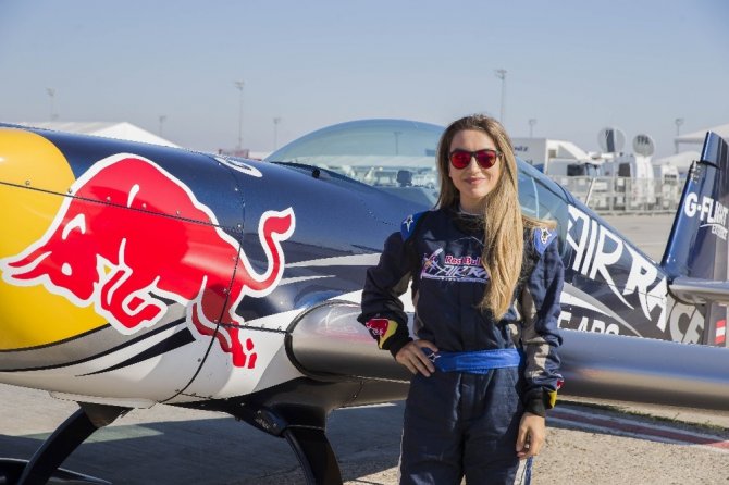 Ünlü isimlerin Red Bull Air Race heyecanı
