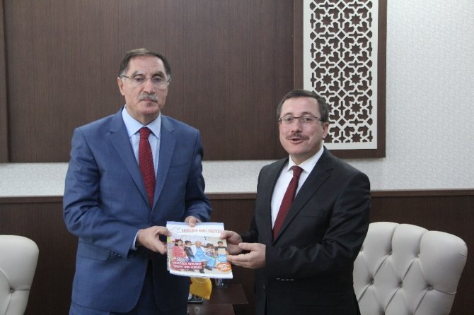 Kamu Başdenetçisi Şeref Malkoç, Rektör Kızılay’ı ziyaret etti
