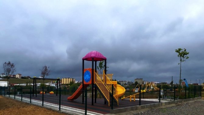 Gebze Belediyesi’nden Kirazpınar’a yeni bir park