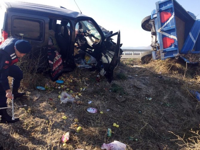 Amasya’da trafik kazası: 2 yaralı