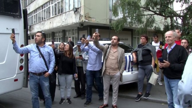 Gayrettepe’deki İstanbul Asayiş Şube Müdürlüğünde hareketli dakikalar