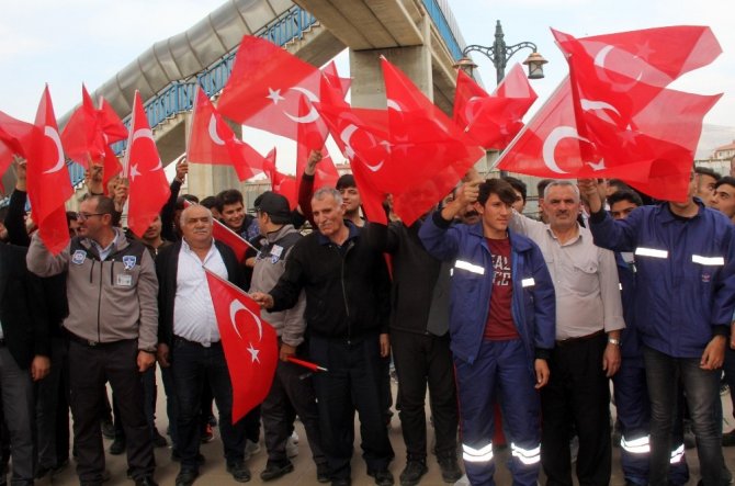 Erzincan’da DEMARD’tan Mehmetçiğe destek
