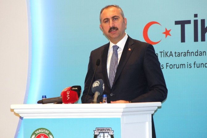 Adalet Bakanı Gül: “Operasyon, açık ve sınırlı hedeflerle gerçekleştirilmektedir”