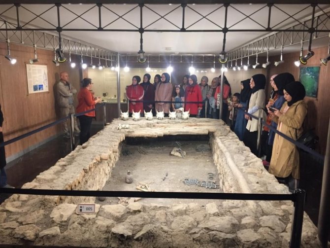 Samsun’lu öğrenciler Çorum müzesinde eğitim görüyor