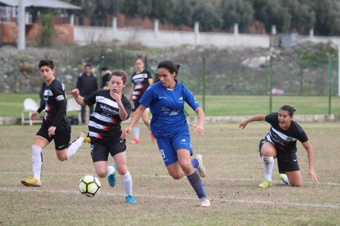Muğla’nın tek kadın futbol kulübü liglerden çekildi