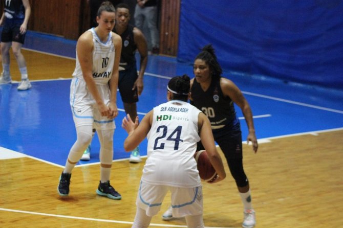 Kadınlar Basketbol Süper Ligi: Hatay BŞ.BLD: 97 - Canik Belediyespor: 58
