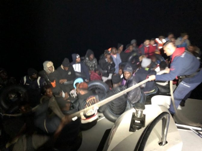 Ege Denizi’nde göçmen hareketliliği: 378 kişi yakalandı