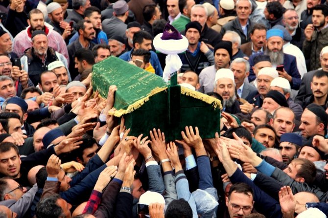 Hacı İsmail Fakirullah Bilgin’in cenaze namazında izdiham yaşandı