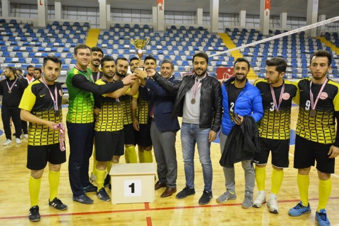 Türkiye Öğretmenler Kupası Doğu Anadolu Bölge birincileri belli oldu