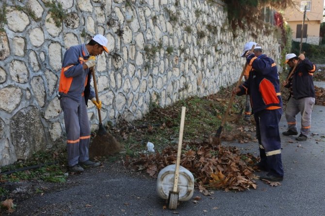 Toroslar’ın ‘Sokakta Temizlik Var’ projesi yaylalarda devam ediyor