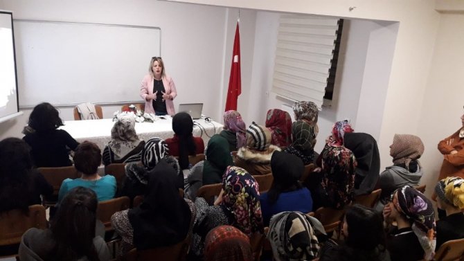Erzurum’da ‘Finansal Okuryazarlık’ semineri