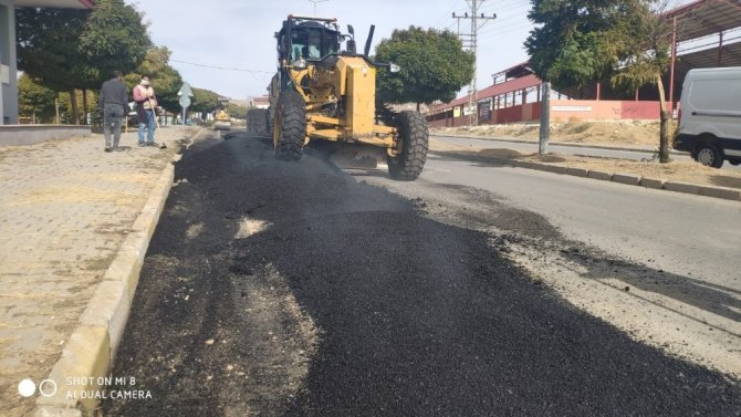 Erciş Belediyesinden asfalt çalışması