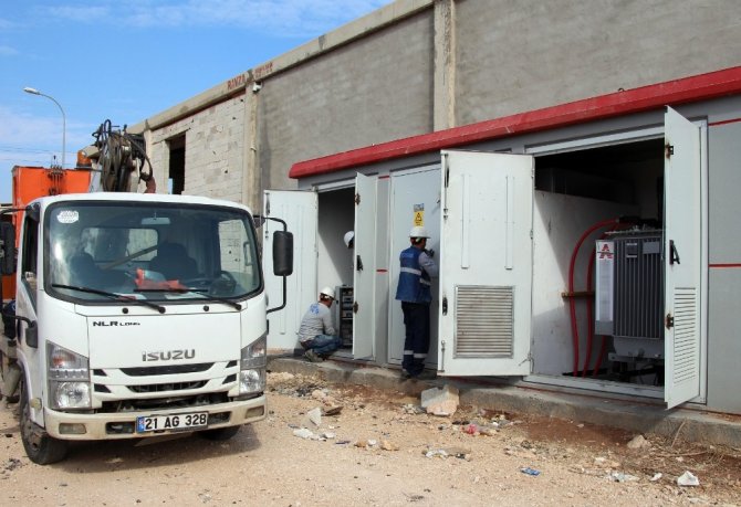 Viranşehir’de hırsızlar kablolara dadandı