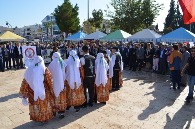 Didim’de Yöresel Dernekler Festivali başladı