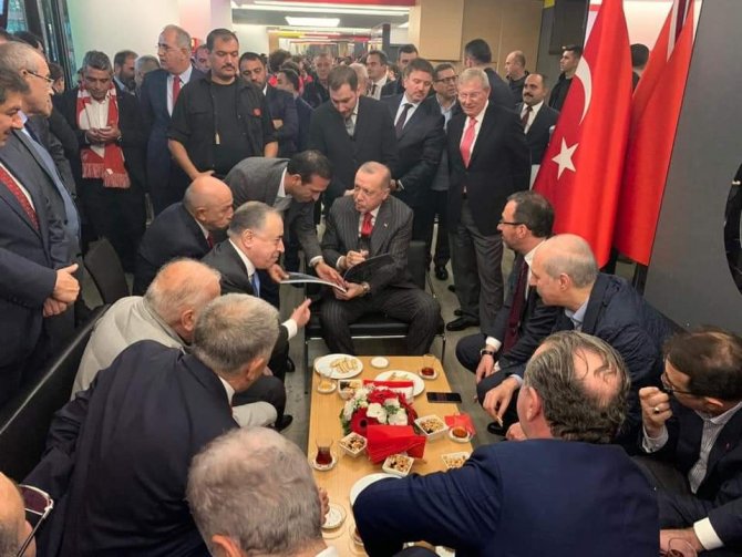 Adil Gevrek, ’Futbol Köyü’ projesiyle ilgili Cumhurbaşkanı Erdoğan’a dosya sundu