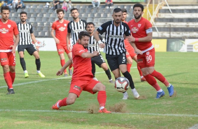 TFF 3. Lig: Nazilli Belediyespor: 4 Nevşehir Belediyespor: 0